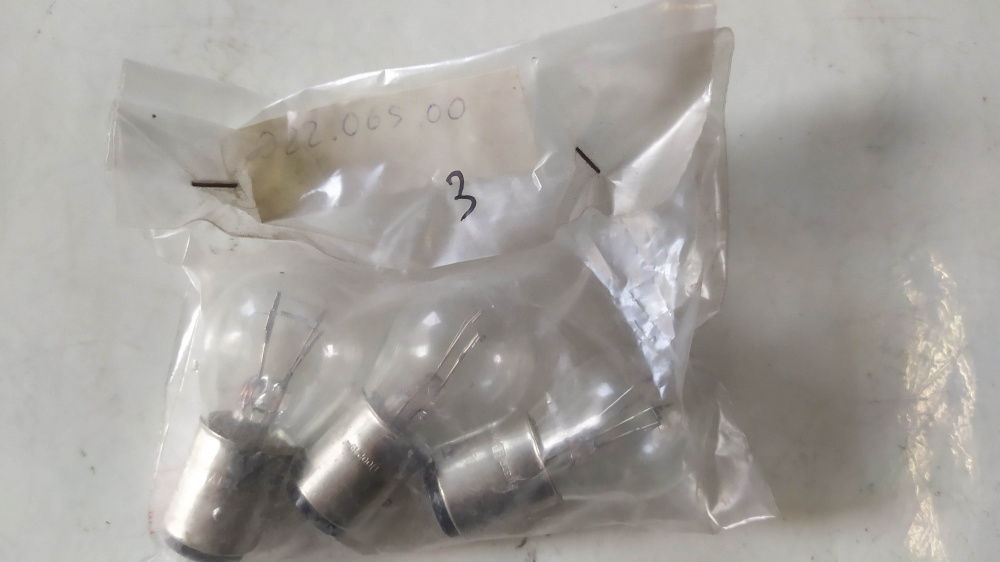 3 lampade osram 6v 21/5