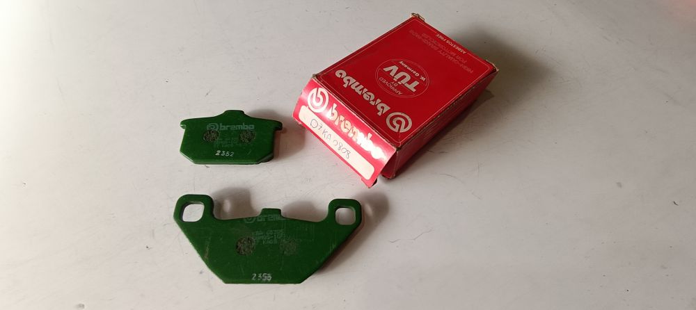 coppia pasticche freno brembo kawasaki gpz – chiedere per compatibilita