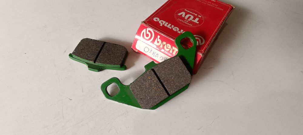 coppia pasticche freno brembo kawasaki gpz &ndash; chiedere per compatibilita
