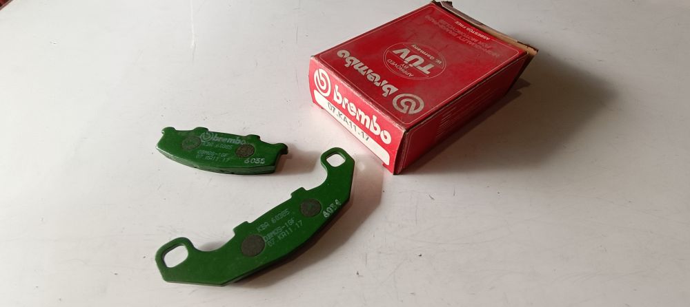 coppia pasticche freno brembo kawasaki ex 500 &ndash; gpx 250/400 - suzuki rgv 250 &acute;91 - &acute;95 - rgv gamma 500 &acute;90