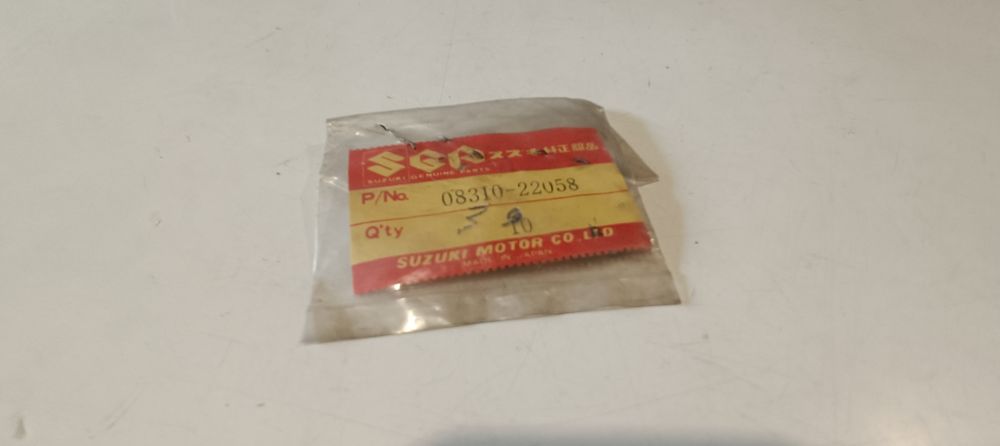 3 dadi originali 5 mm vari modelli suzuki dr – gs – rg 500 gamma – rm
