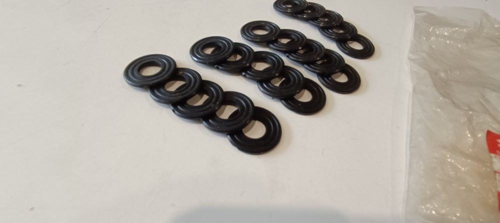 20 gommini testa cilindro vari modelli suzuki