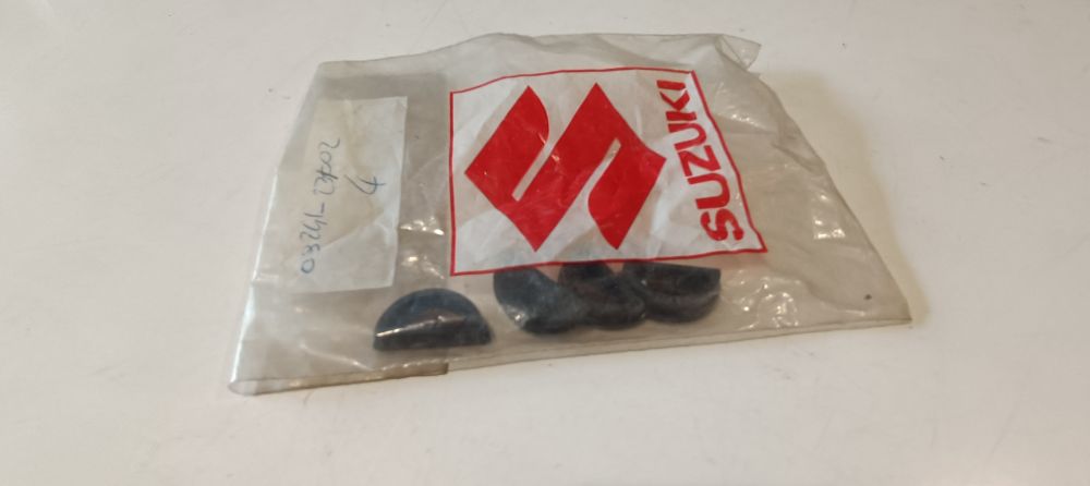 4 tappi coperchio cilindro suzuki gs 400 &ndash; 550 &ndash; 650 &ndash; 850 &ndash; 1000 / gsx 1100