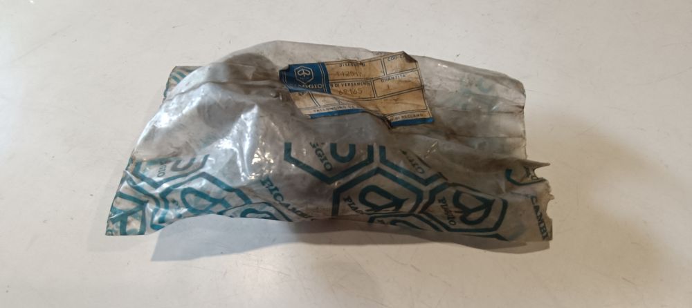 collettore aspirazione carburatore 19.19 nuovo originale piaggio vespa et3 125