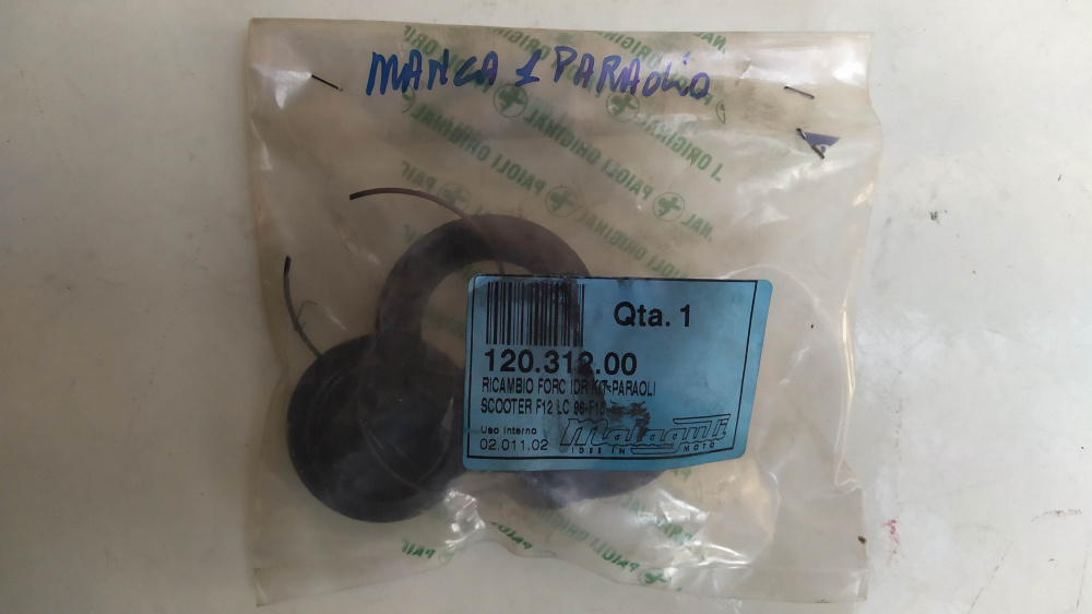 kit paraoli forcella malaguti f12 lc ´96 - f15 - manca 1 paraolio