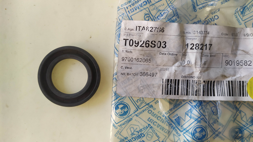 paraolio ruota anteriore 25-40-7 piaggio vespa 50 pk