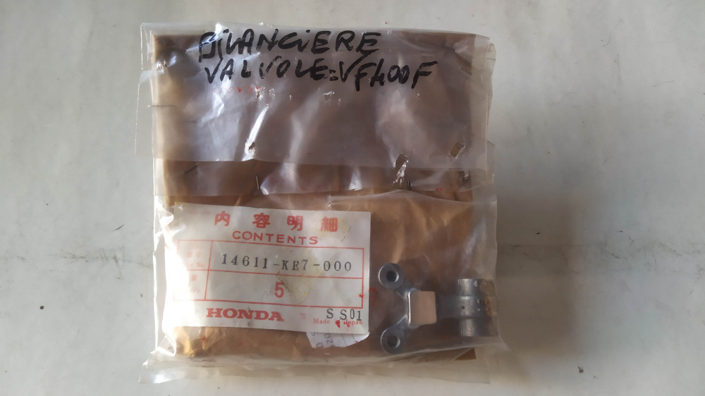 bilancere valvola honda vf400f