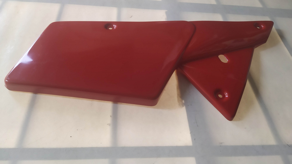 coppia fiancate posteriori rosse beta