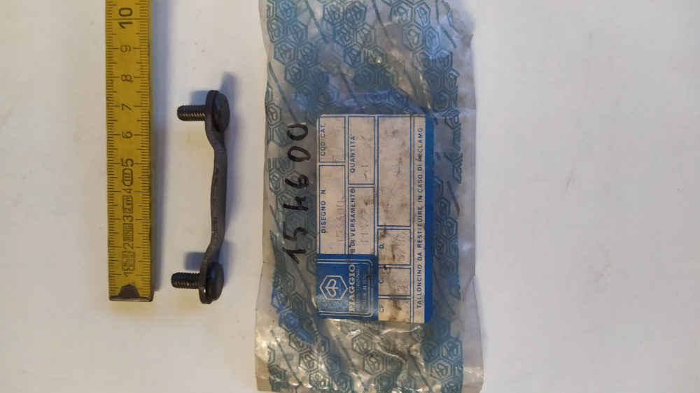 piastra fissaggio originale piaggio