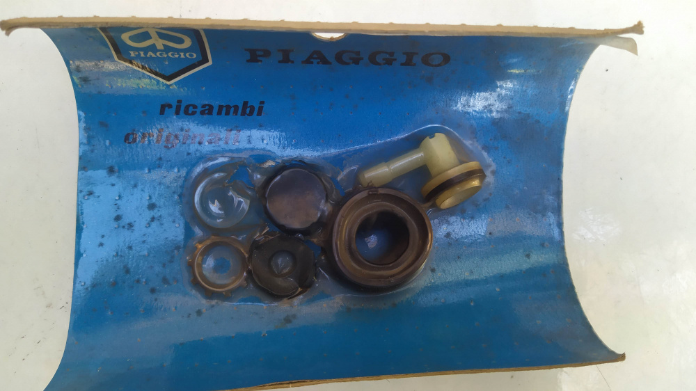 kit revisione pompa freno piaggio ape mp non completo