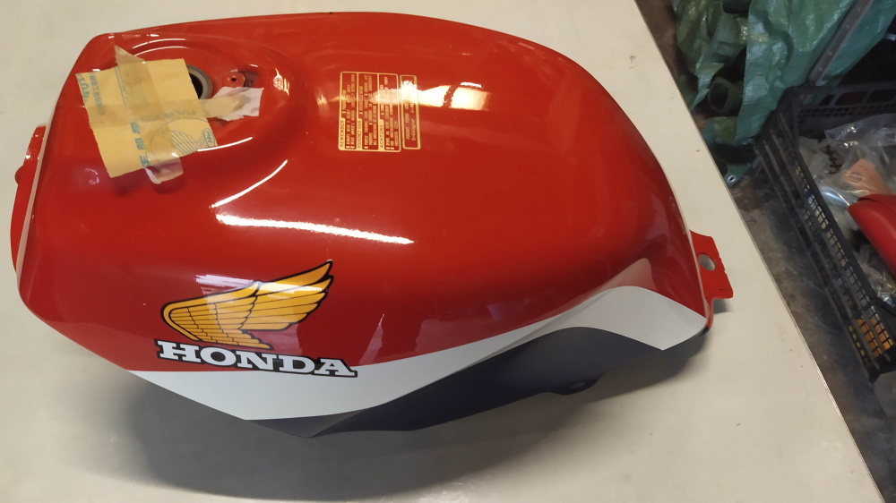 serbatoio nuovo blu/rosso/bianco hrc honda ns 400