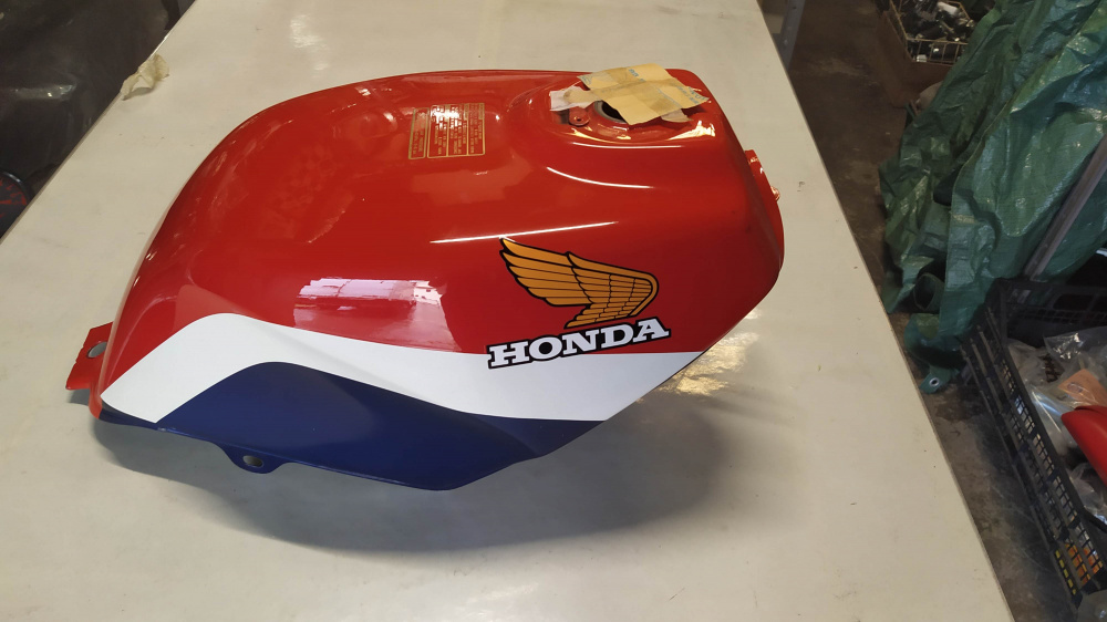 serbatoio nuovo blu/rosso/bianco hrc honda ns 400