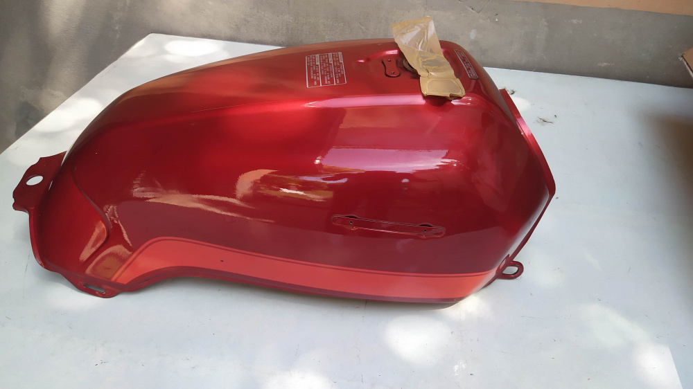 serbatoio usato rosso come nuovo honda vf 750 s