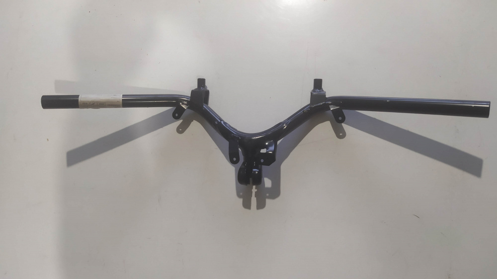manubrio con p.i. vedi 1b001604 aprilia scarabeo 50