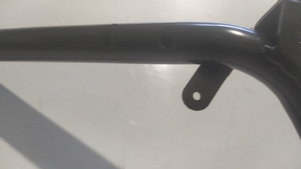manubrio con p.i. vedi 1b001604 aprilia scarabeo 50