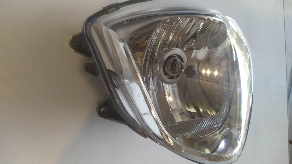 fanale anteriore piaggio liberty iget 50 / 125 / 150