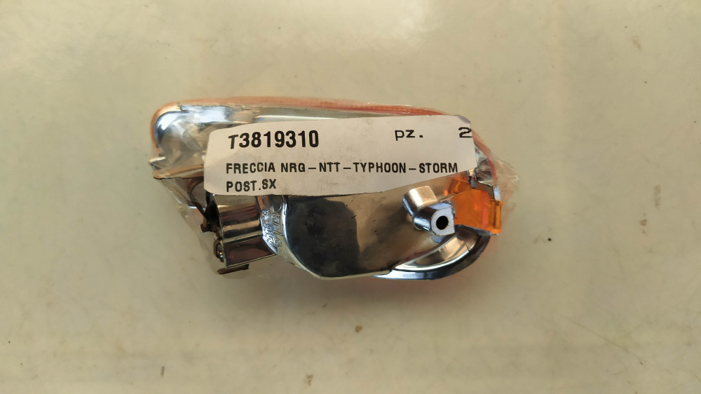 lampeggiatore post. sx piaggio nrg - ntt - typhoon - storm - triom 210587
