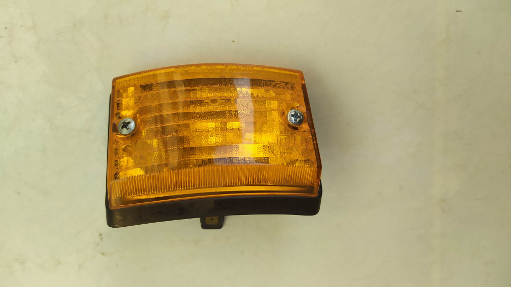 freccia anteriore dx piaggio vespa pk50s - triom 210530