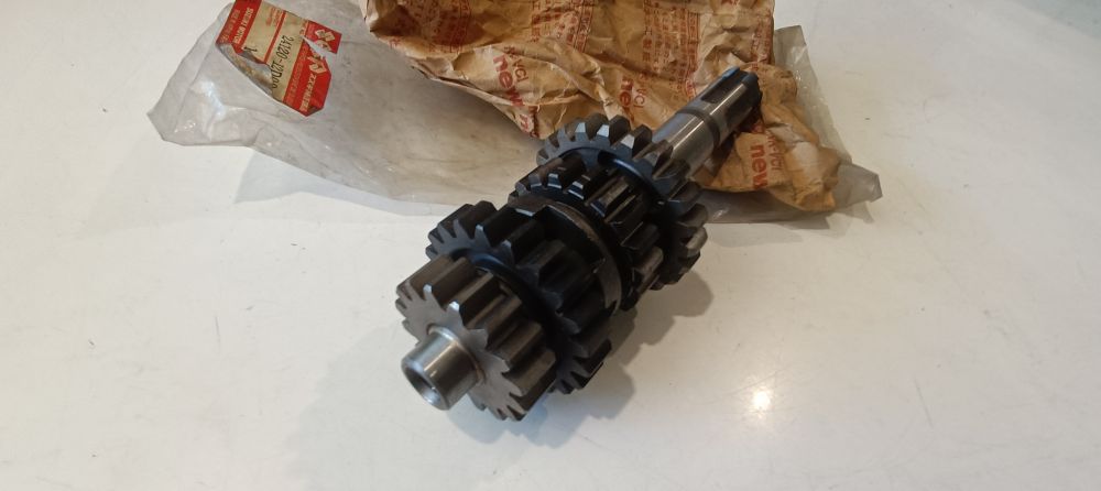 albero ingranaggi nuovo suzuki dr 650 ´90