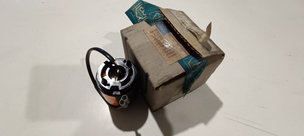 freccia completa nuova originale post. dx piaggio boss