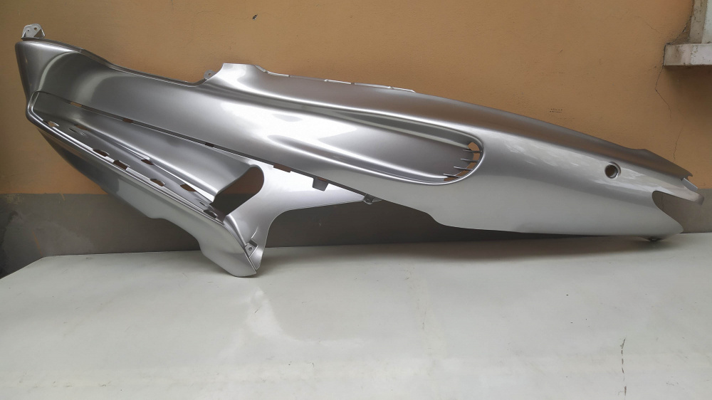 carena posteriore sx grigia gilera runner 180