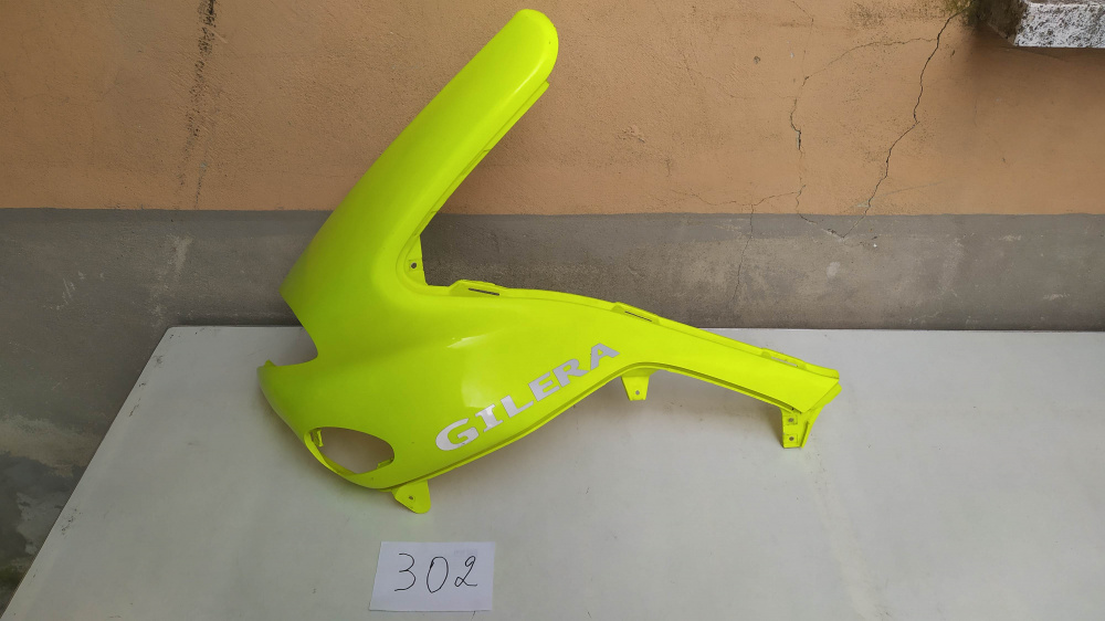 carena anteriore sx gialla usata gilera runner 180