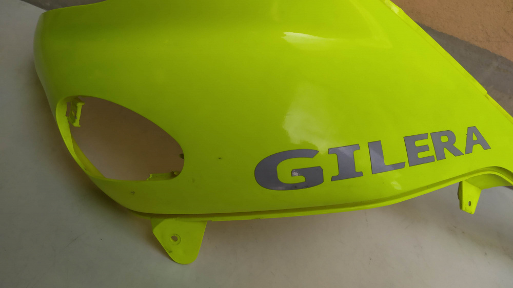 carena anteriore sx gialla usata gilera runner 180