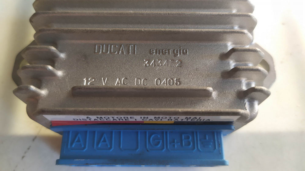 regolatore tensione ducati 343452 piaggio ape 50 tm - vespa 50 pk xl