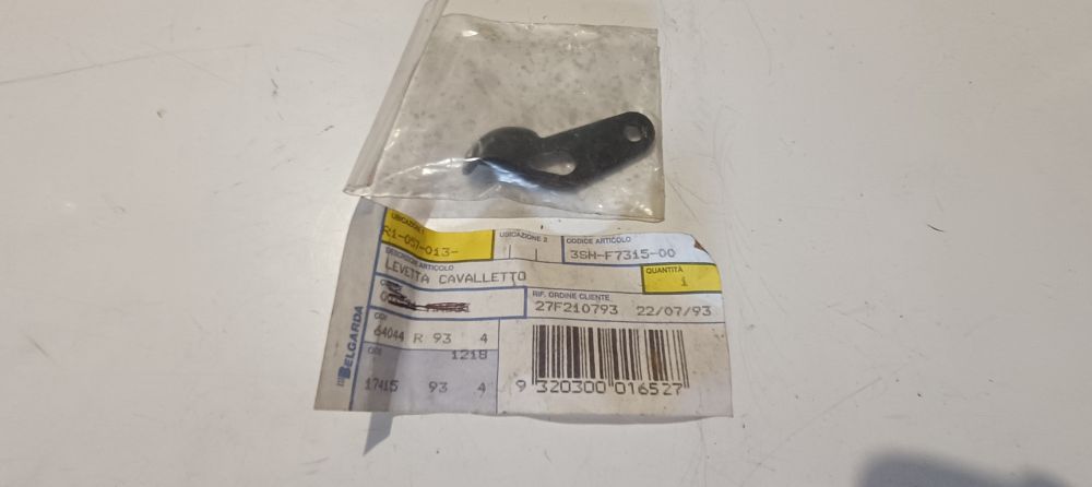 levetta cavalletto yamaha tt 600