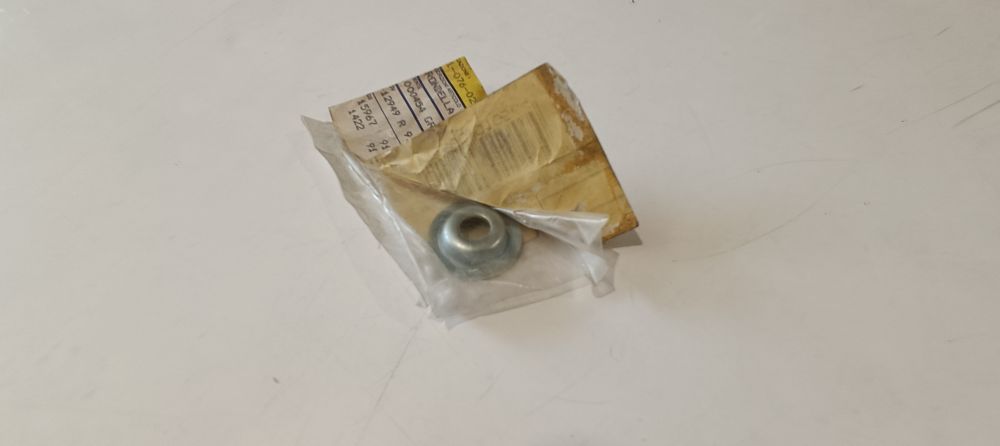 boccola staffa pedana poggiapiedi yamaha xtz 660 tenere