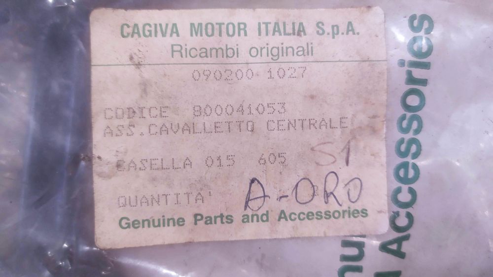 cavalletto centrale cagiva aletta oro s1