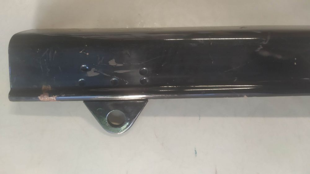 protezione catena cagiva alazzurra 350 / 650 - presenta segni di stoccaggio -
