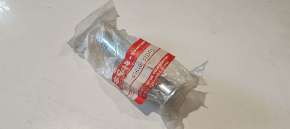 staffa pedana posteriore dx originale suzuki dr 800 &acute;91 &ndash; &acute;94