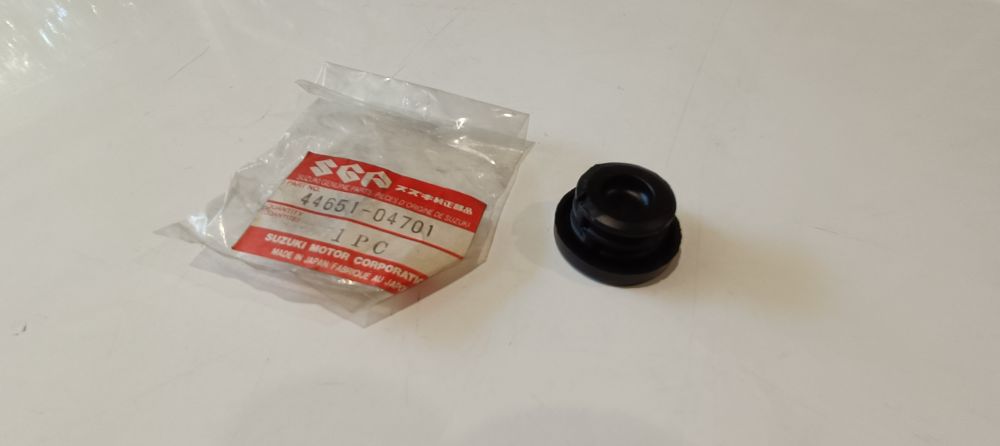 tappo olio suzuki rgv 125 – rgv 250