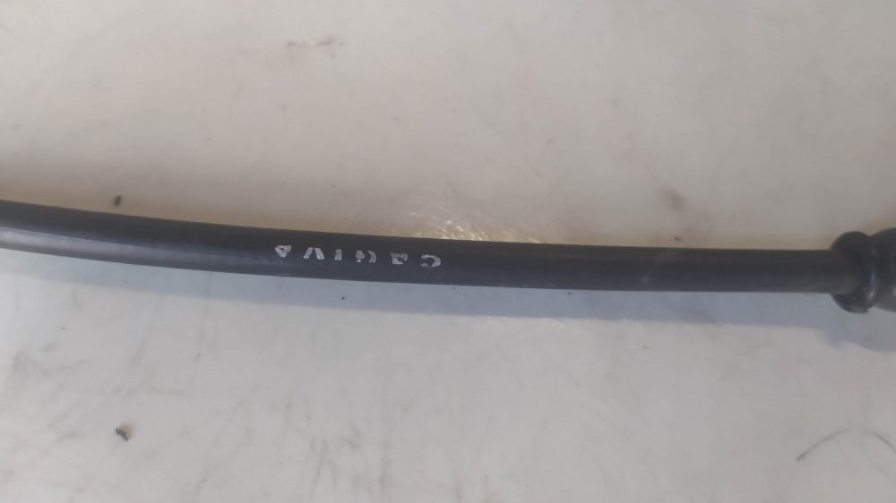 cavo gas con sdoppiatore originale cagiva elefant 2 125 fino a telaio 6le004502 - la parte finale dello sdoppiatore si e rovinata -