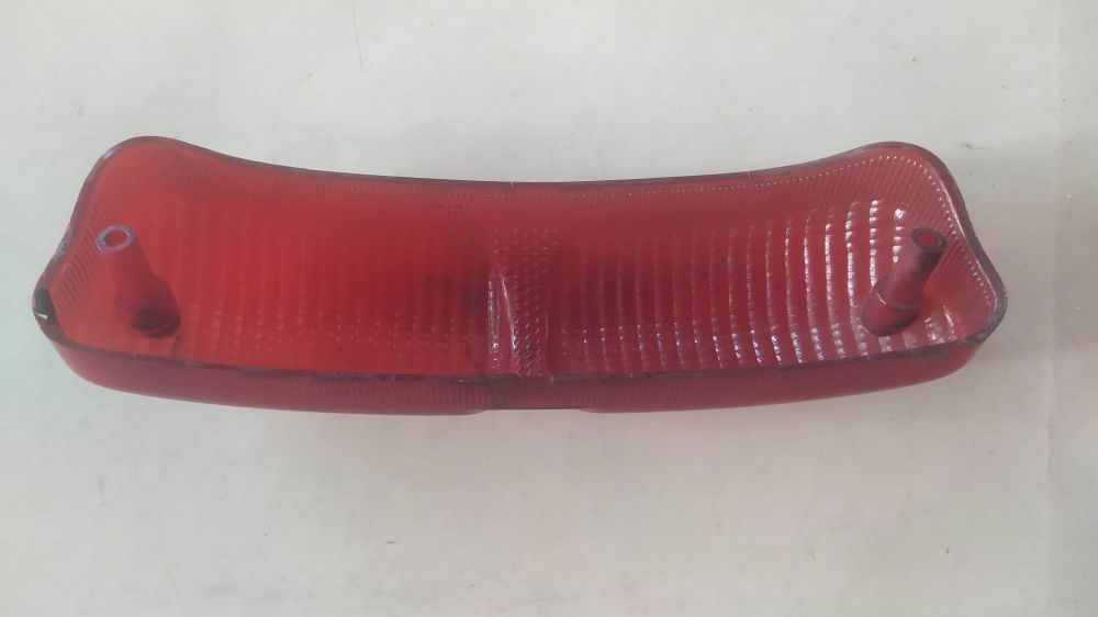 lente fanale posteriore usata e con crepa gilera typhoon-storm / piaggio nrg-ntt