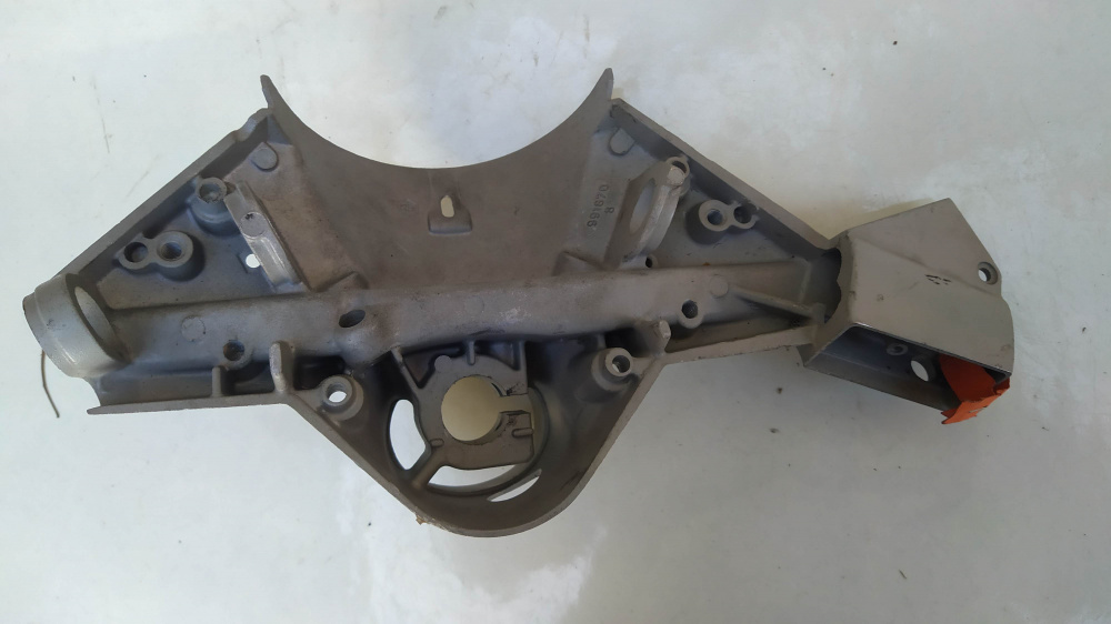 corpo manubrio originale nuovo piaggio vespa codice interno 991670