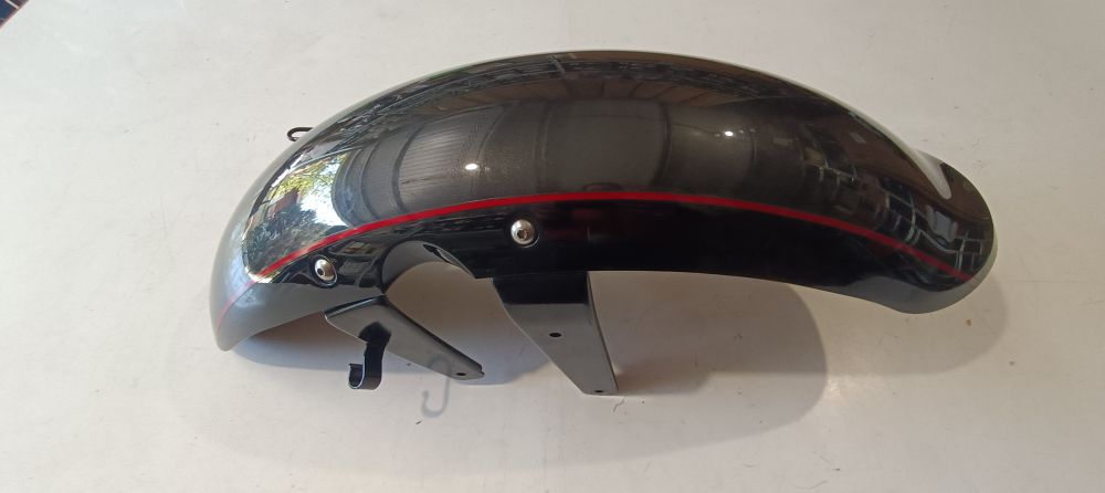 parafango nero usato con staffe suzuki marauder &acute;97 - &acute;04