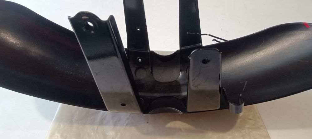 parafango nero usato con staffe suzuki marauder &acute;97 - &acute;04