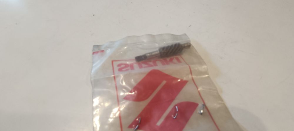 pignone rinvio contakm suzuki dr 400 &acute;80 &ndash; &acute;81 / pe 250 &ndash; 400 &acute;80 &ndash; &acute;99