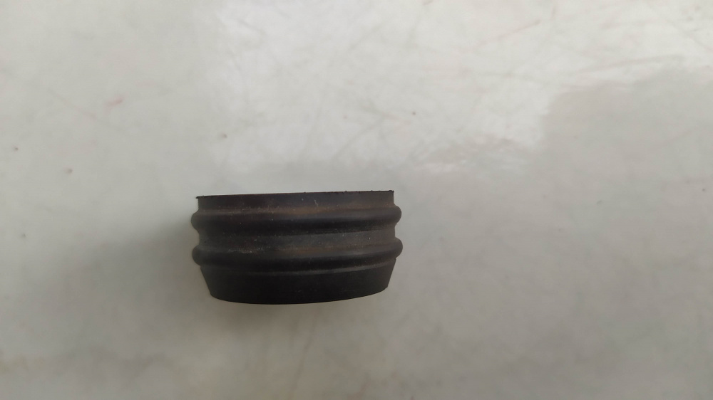 gommino serbatoio olio freccia 125