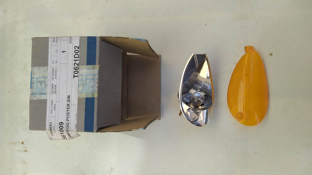 freccia post. sx originale completa piaggio liberty 50-125-150 - triom 210617