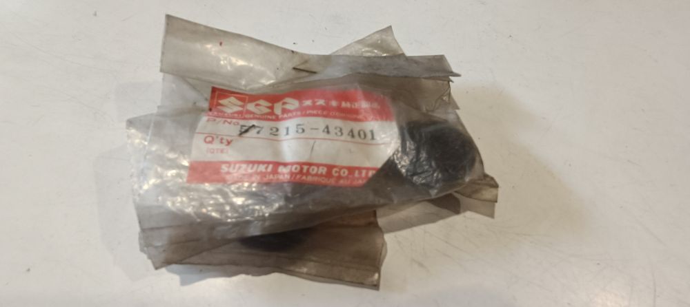 3 tappi per semimanubrio suzuki gs 550 ´83 - ´86 / gs 750 ´83 / gs 700 ´85