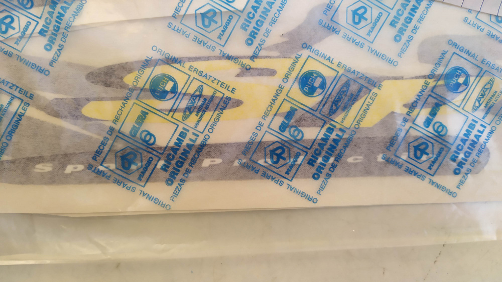 kit adesivi piaggio zip sp