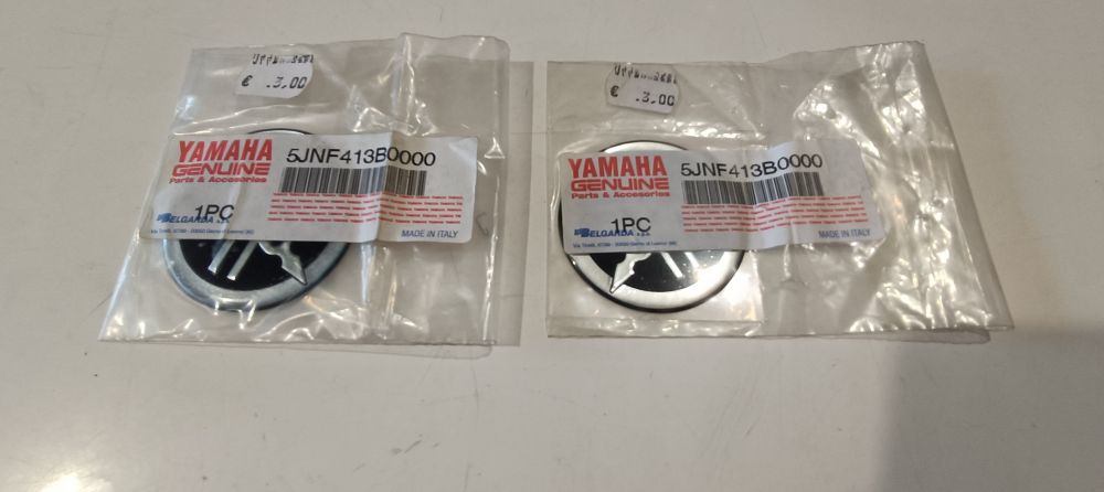 2 adesivi diapason yamaha vari modelli