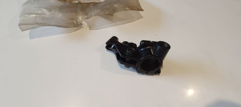 supporto leva frizione completo di attacco specchio yamaha tenere 750