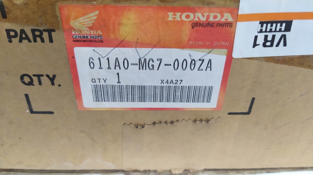 parafango anteriore rosso honda xlv 750 ´83