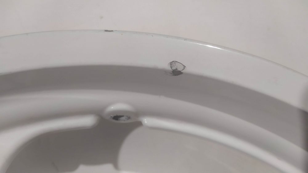 cerchio anteriore bianco freccia