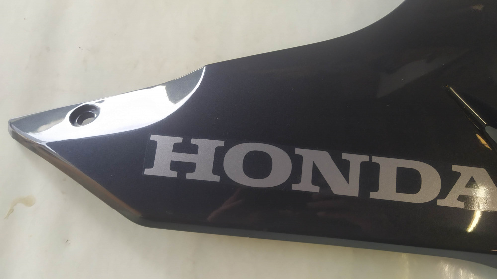 carena anteriore inferiore dx honda cbr 125 2007