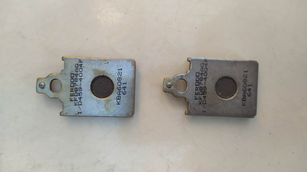 coppia pastiglie anteriori ferodo piaggio vespa px 125 - px 150